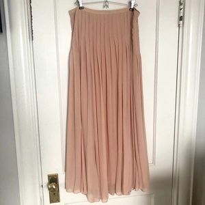 NWT Summer/Fall-Ready Flowy Maxi Skirt